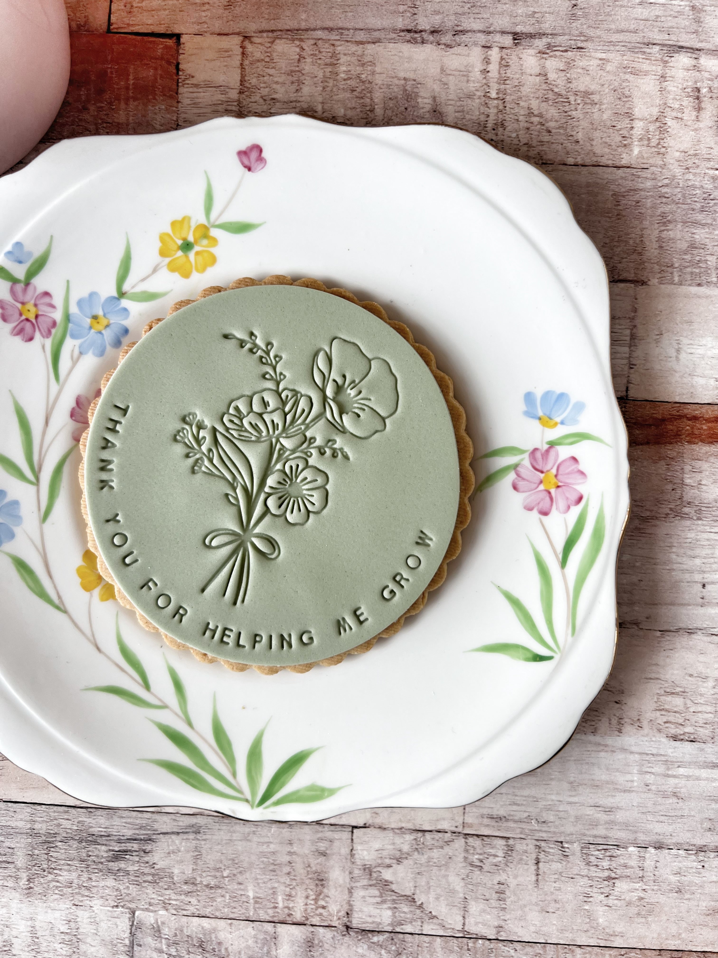 Thank You For Helping Me Grow Single Iced Biscuit – The Kitsch Hen