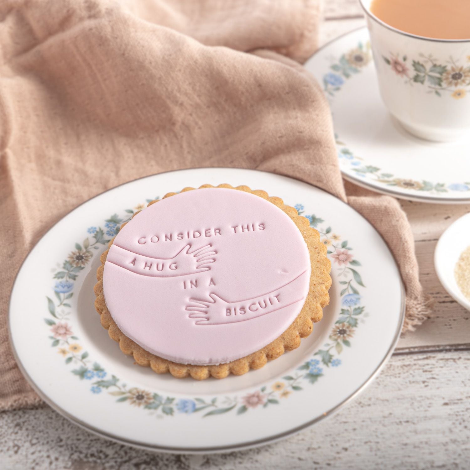 The 'Hug in a Biscuit' Biscuit – The Kitsch Hen